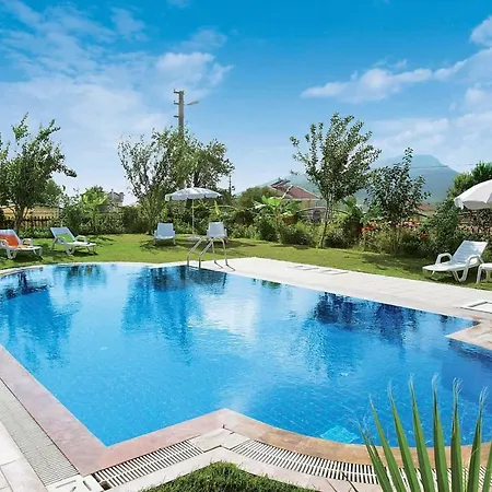 Sleeps 6 Air Con Wifi فيلة *